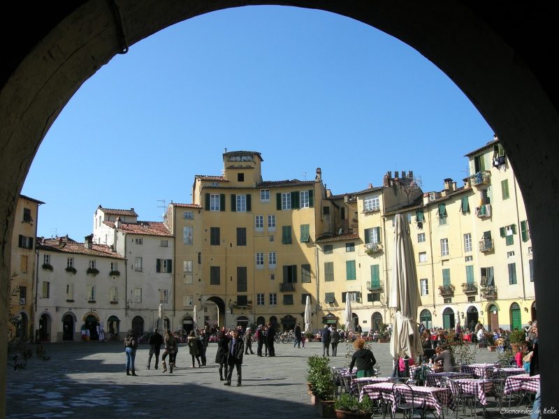Plaza Anfiteatro de Lucca.