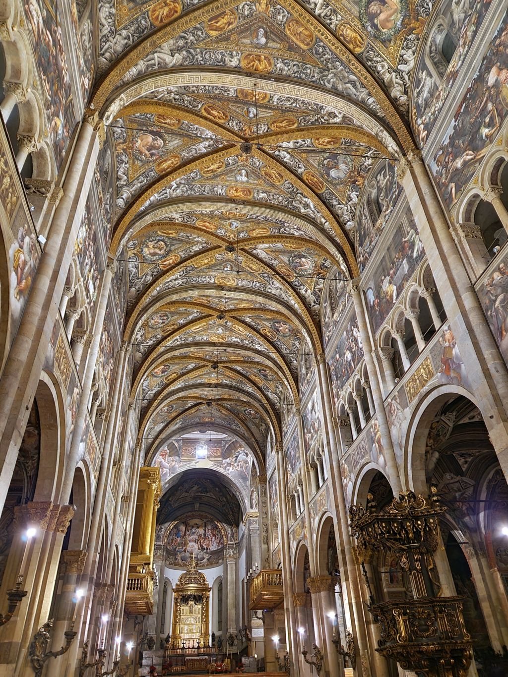 catedral de Parma nave central.