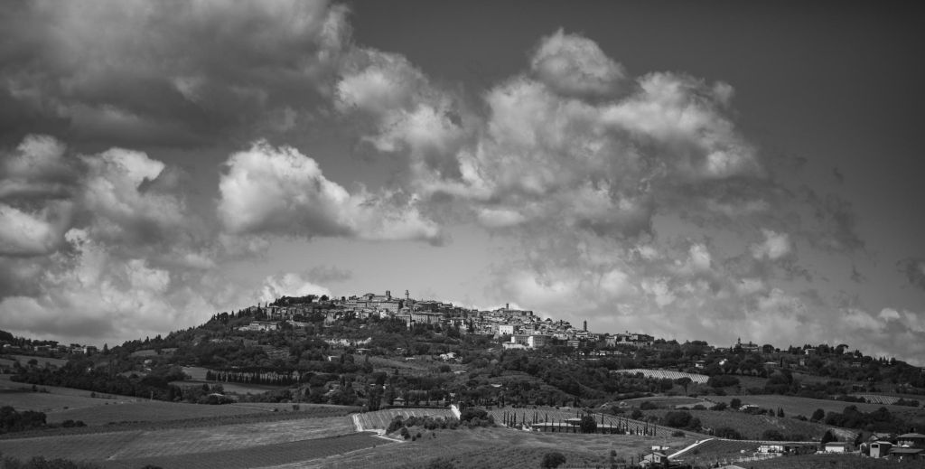 panorama de Montepulciano, Toscana.